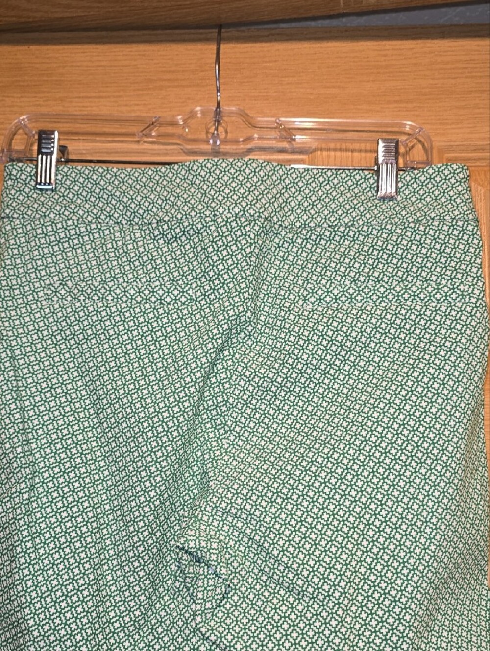 Cynthia Rowley Green Patterned Capris - Picture 6 of 6